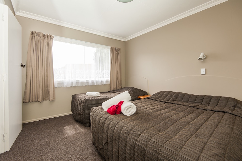 Manuka Crescent Motel 16/63