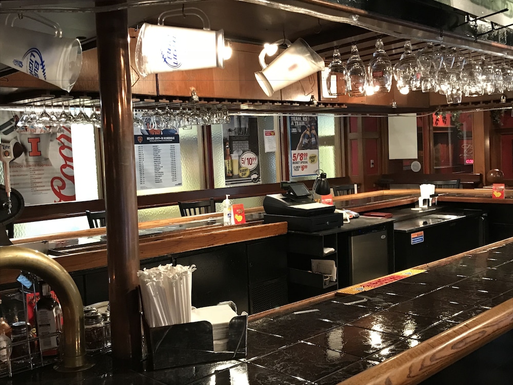 Danville Inn 23/27
