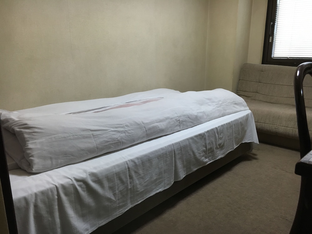 Aoi Business Hotel 22/52