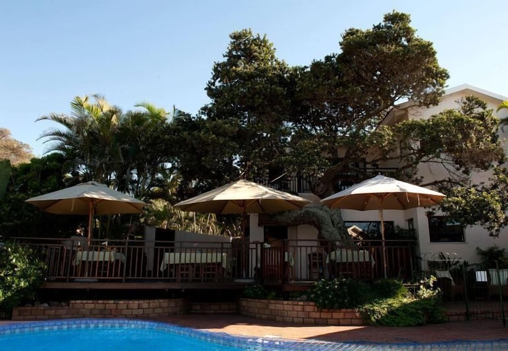 Fairlight Beach House 2/50
