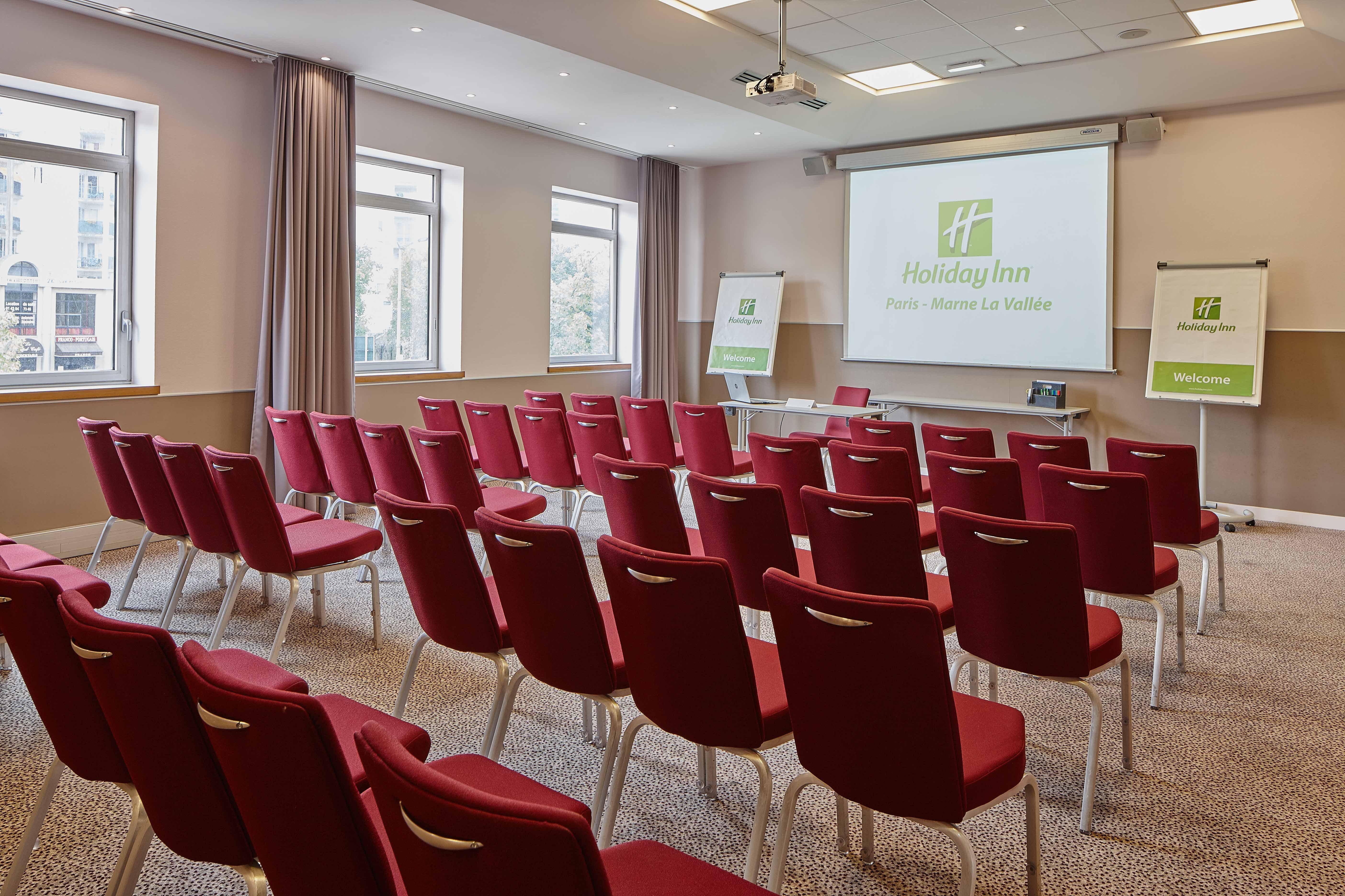 HOLIDAY INN PARIS MARNE LA VALLEE 45/50