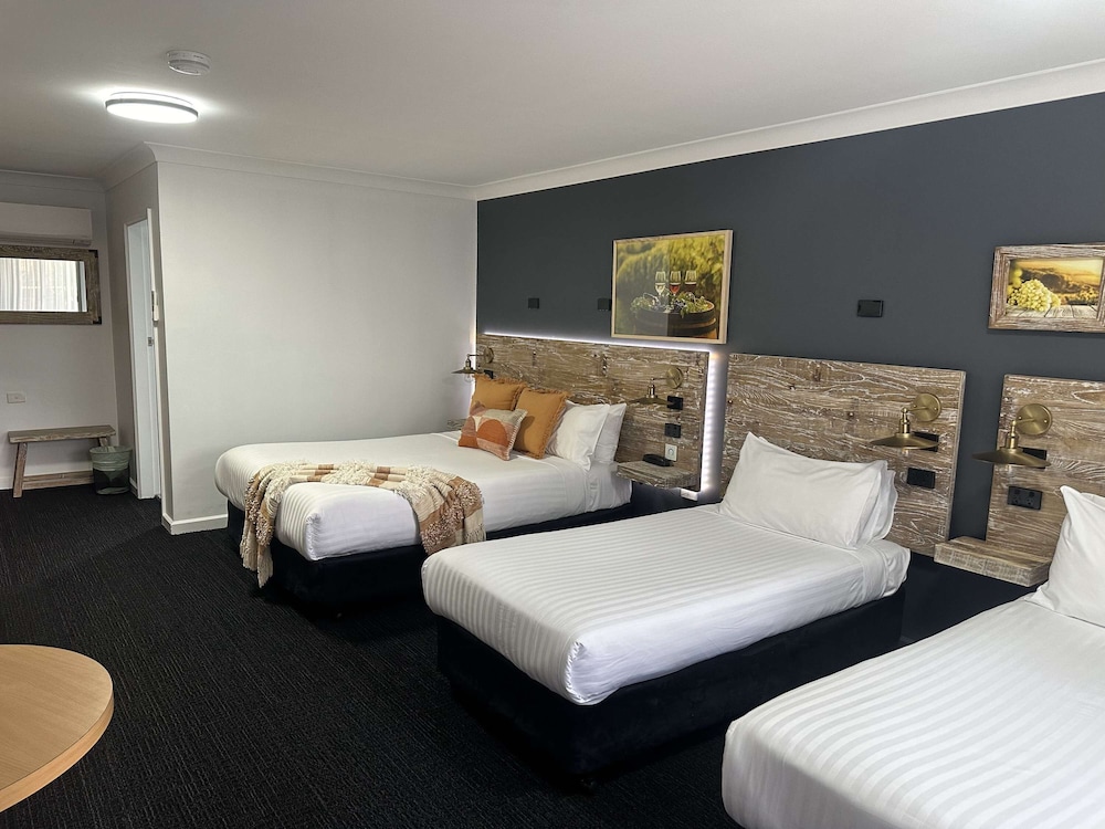 ibis Styles Orange 20/55