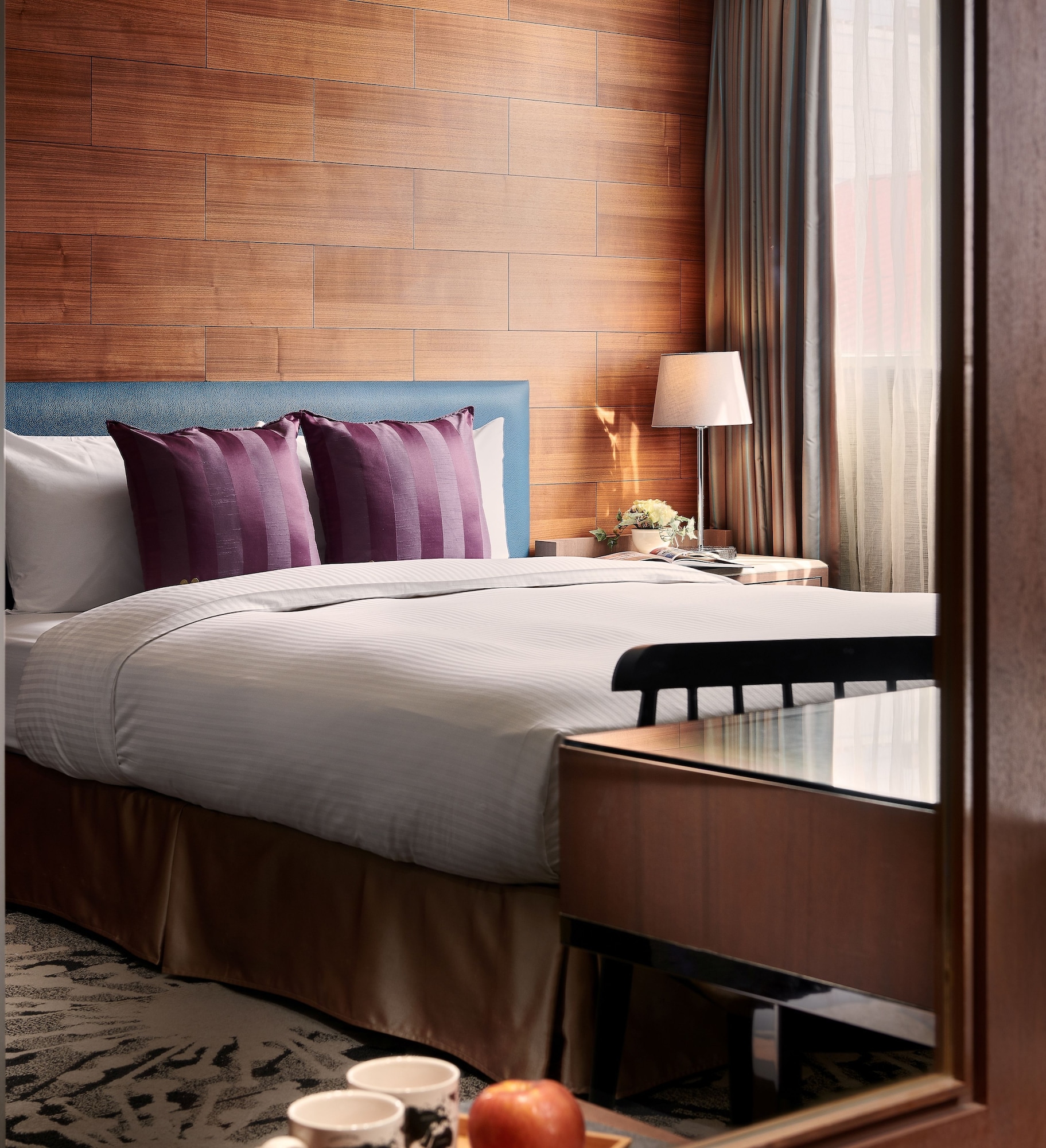 ROOM, DOUBLE BED, CITY VIEW