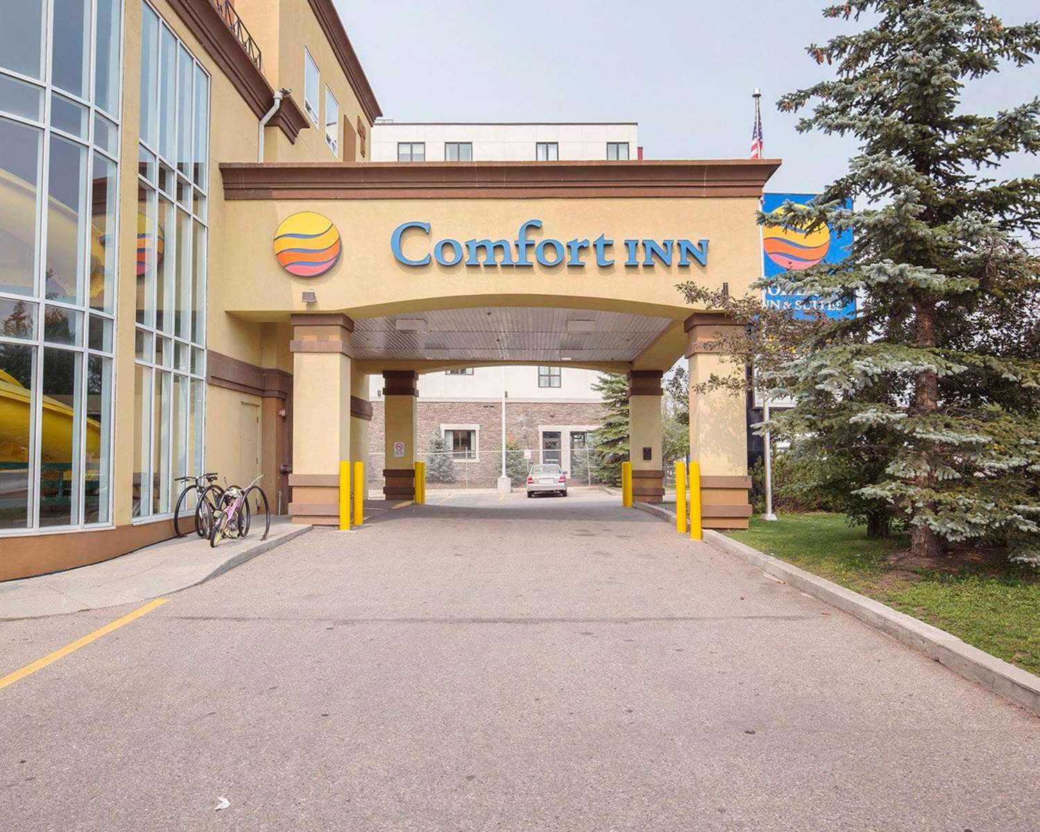 Comfort Inn & Suites Calgary University 12/15