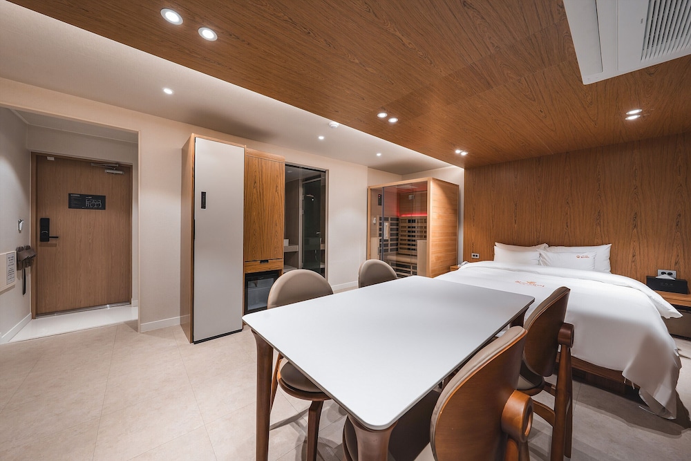 Gridt Hotel and Home Gyeongju 36/50