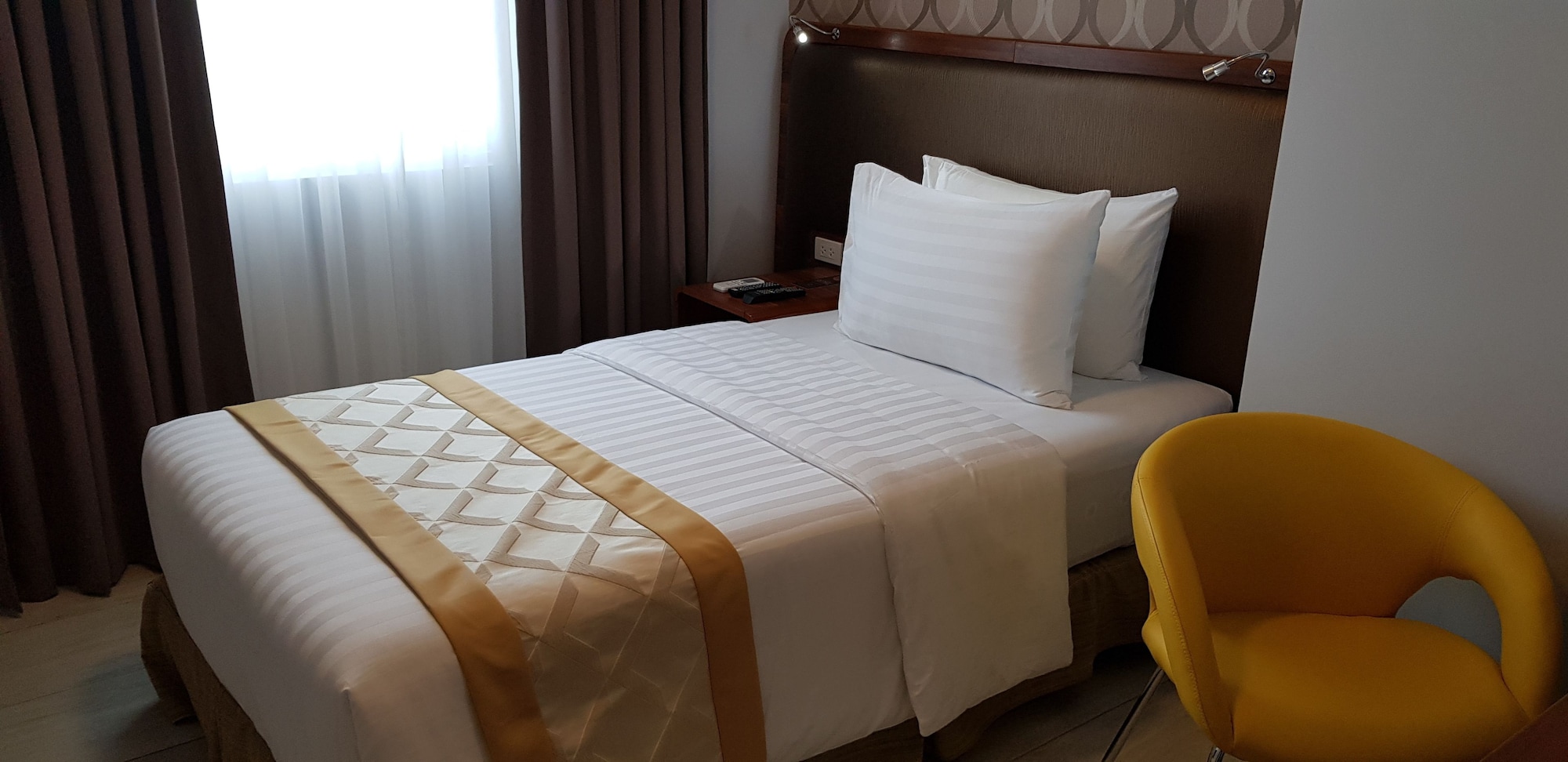 Room at One Central Hotel, CEBU