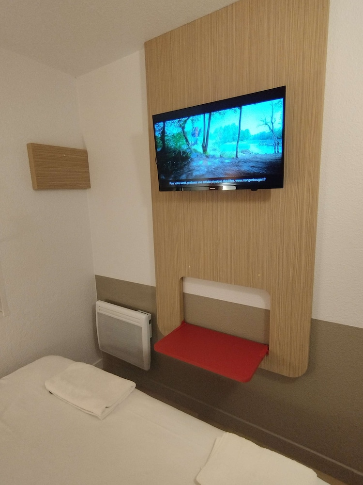 Premiere Classe Troyes Sud - Parc St Thibault 32/50