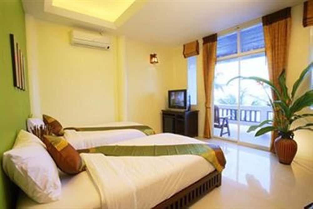 THARATHIP RESORT 16/68