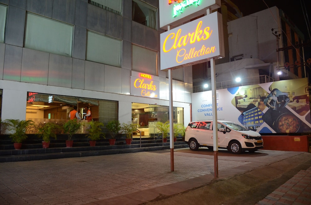 Hotel Clarks Collection Vadodara 46/50