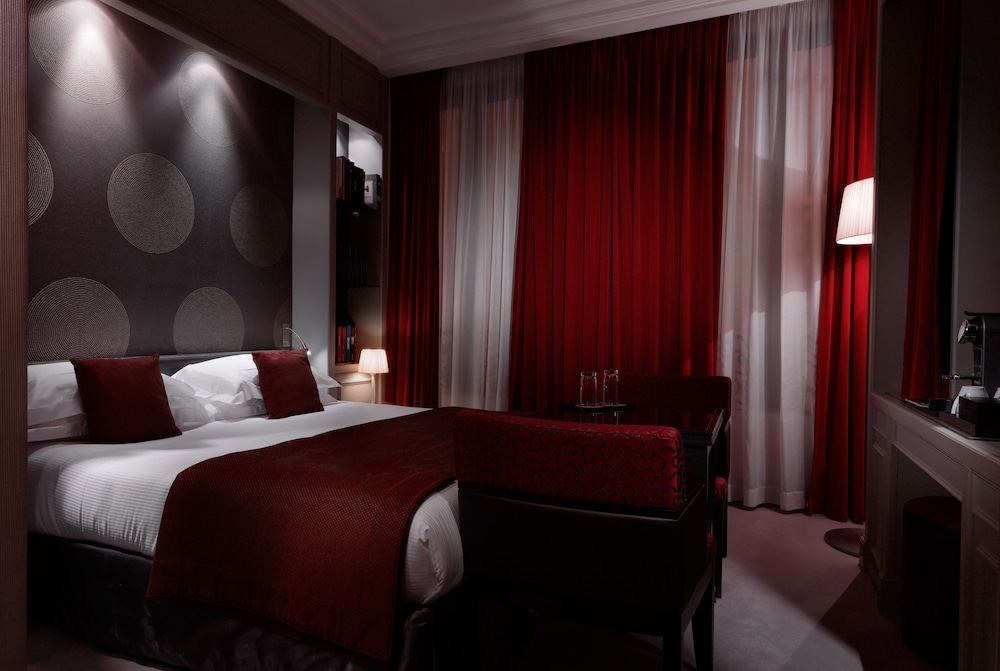 SUPERIOR, DOUBLE BED