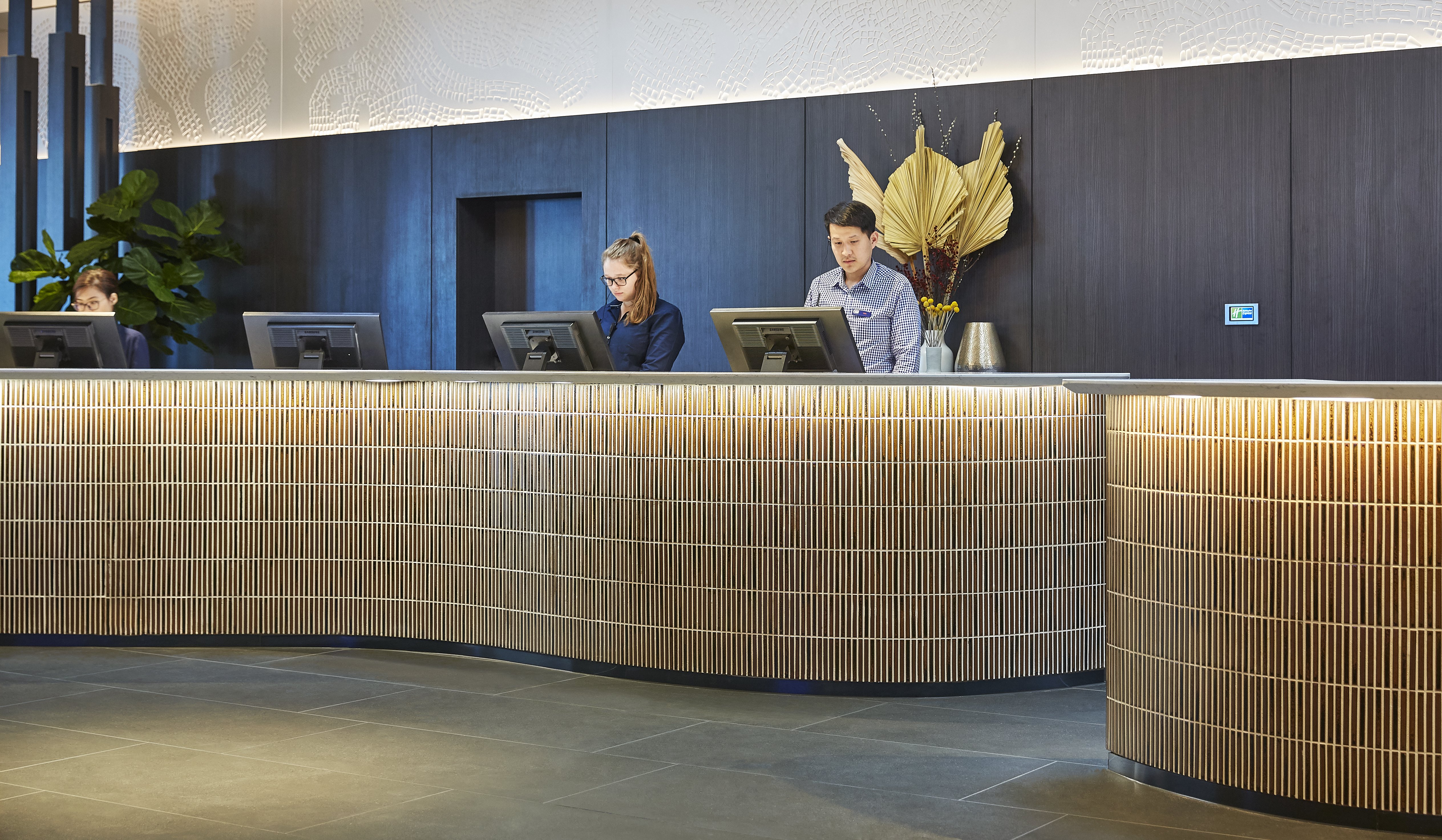Holiday Inn Express Melbourne Southbank 7/77