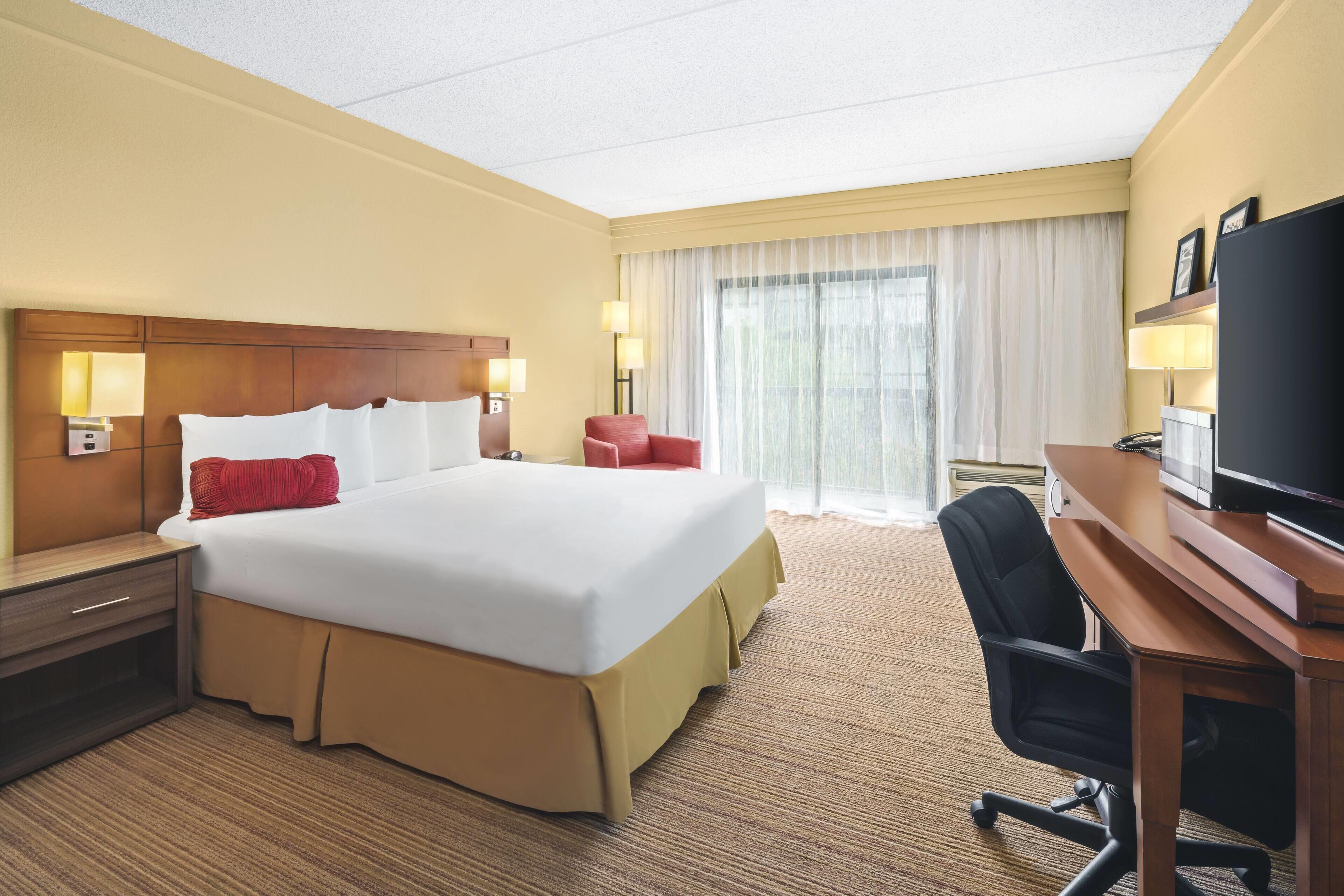 Room 1, Suite