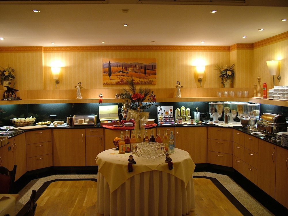 UNO Hotel Posthof Saarlouis 5/42