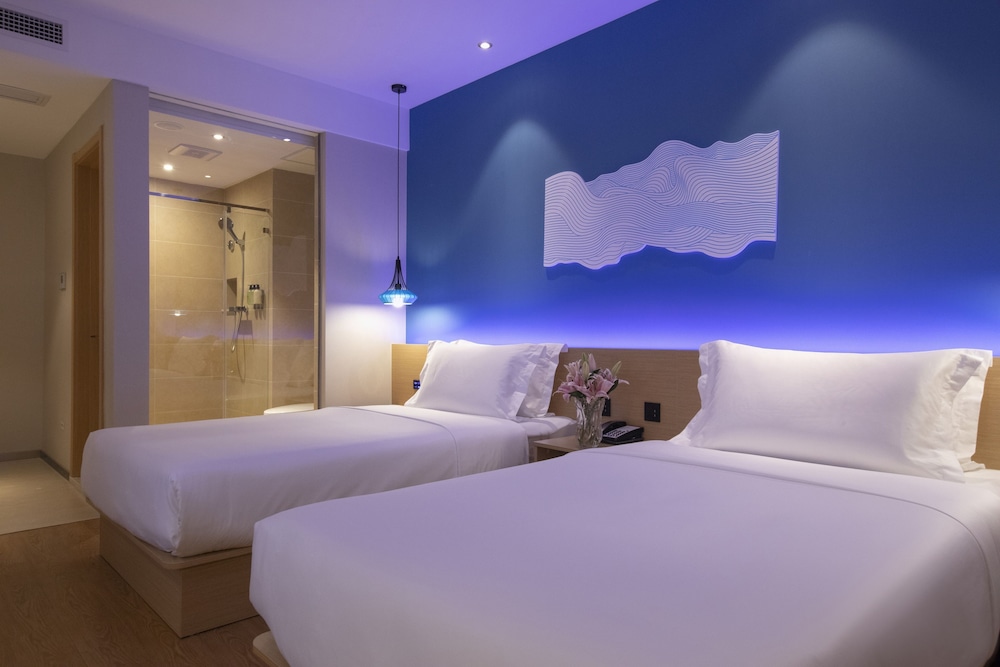 Orange Hotel Select (Shanghai Pudong Airport Hotel) 10/31