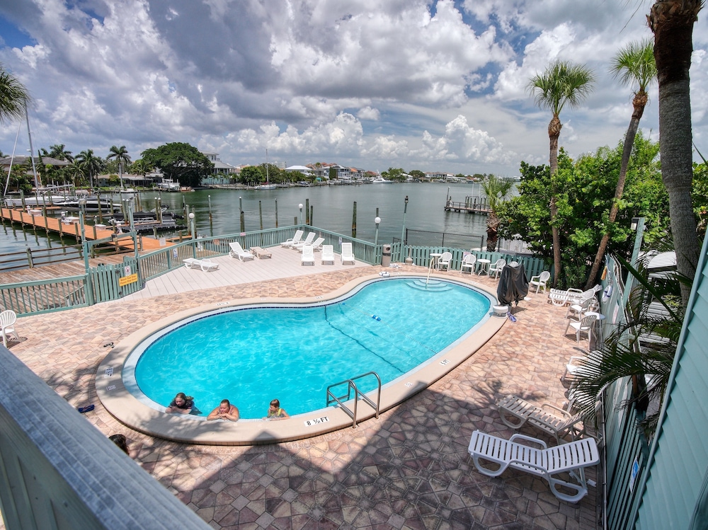 Clearwater Beach Hotel 40/50