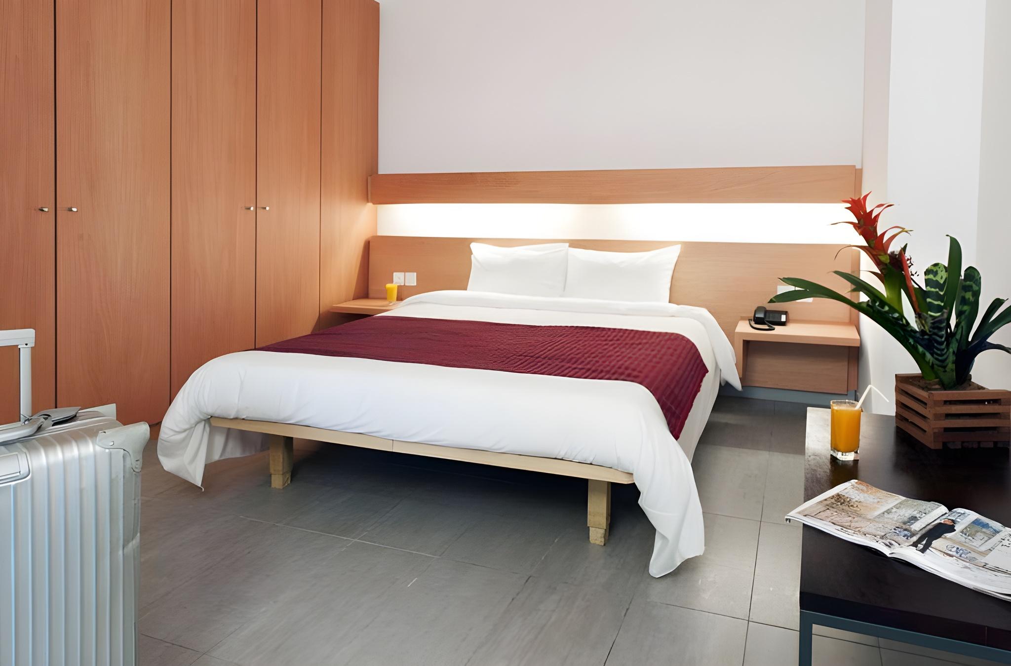 Standard, Single, Single Bed