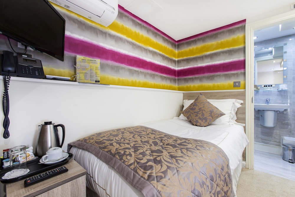 Hotel Shepherds Bush London 19/46