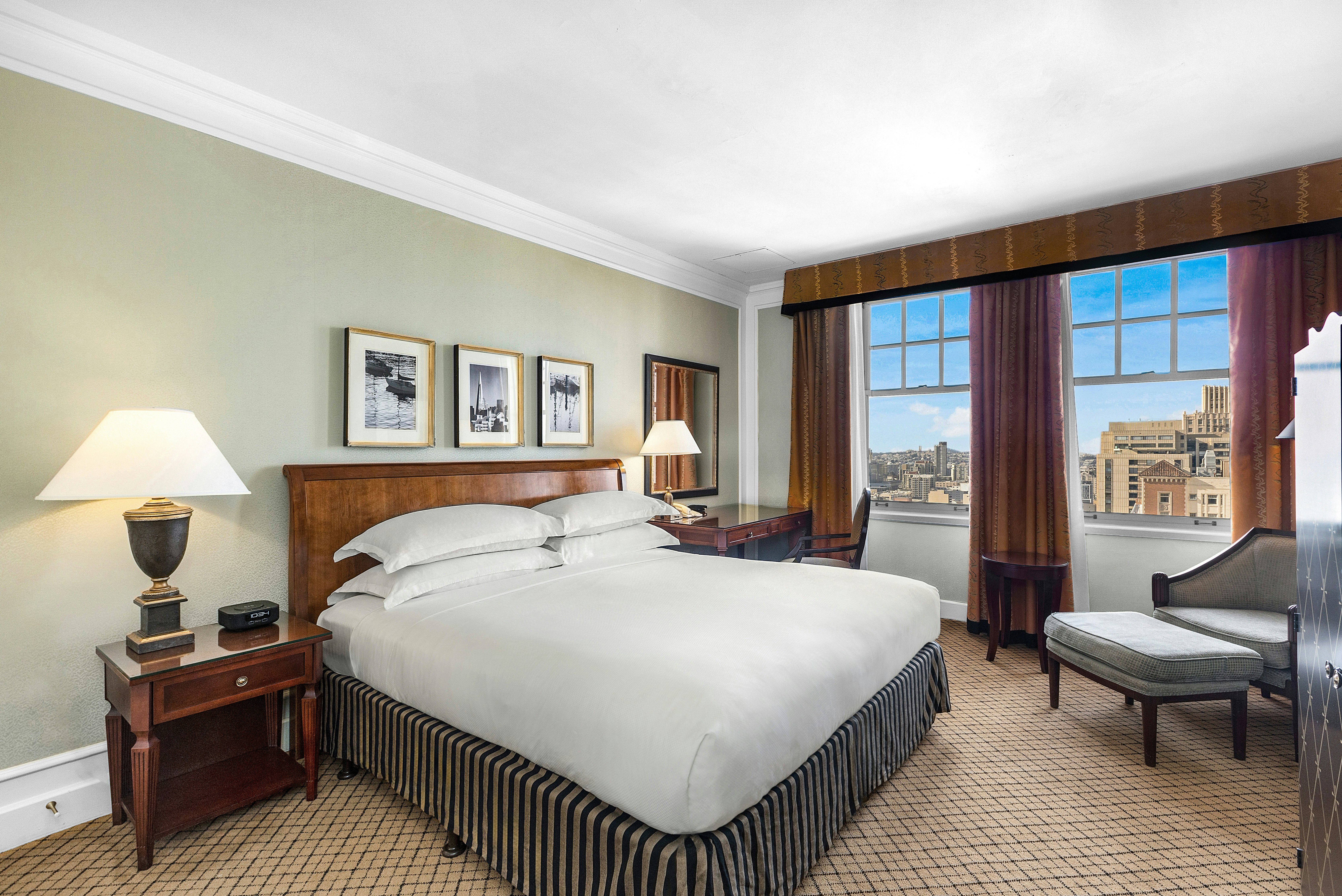 Deluxe, Suite, King Bed, Terrace