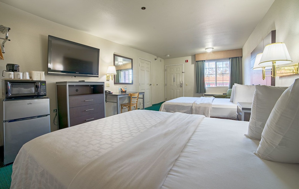 Americas Best Value Inn 4/17
