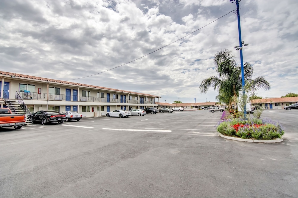 Motel6 Manteca, CA 34/45