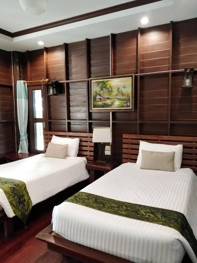 Ruen Purksa Resort 10/43