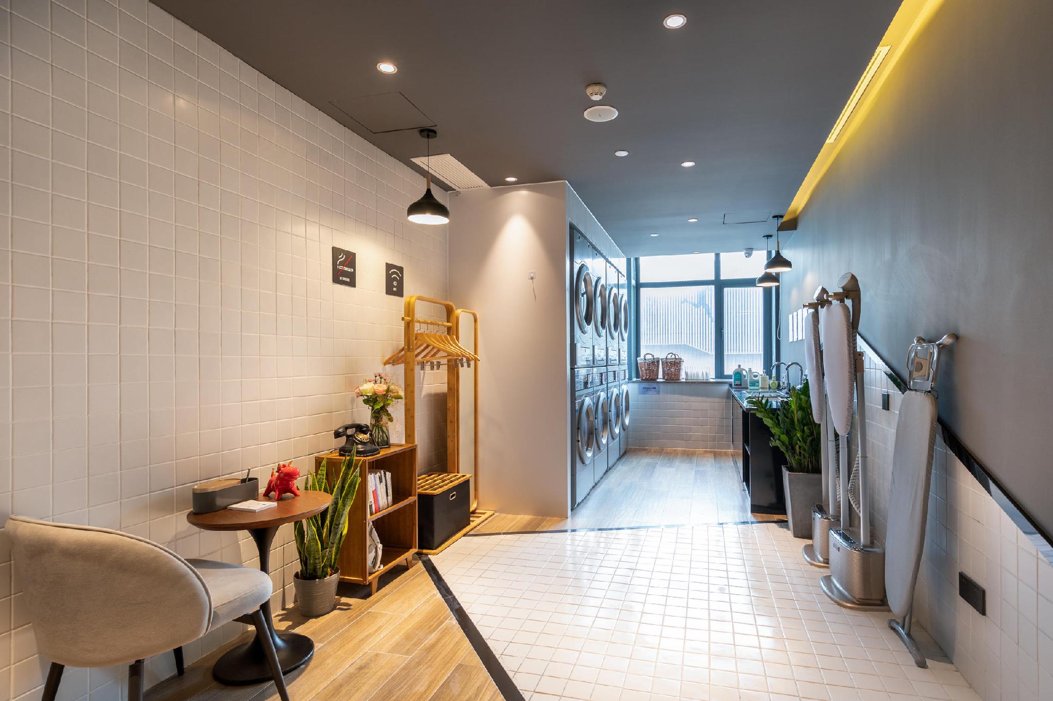 Nanchang High-tech Aixihu Atour Hotel 22/32