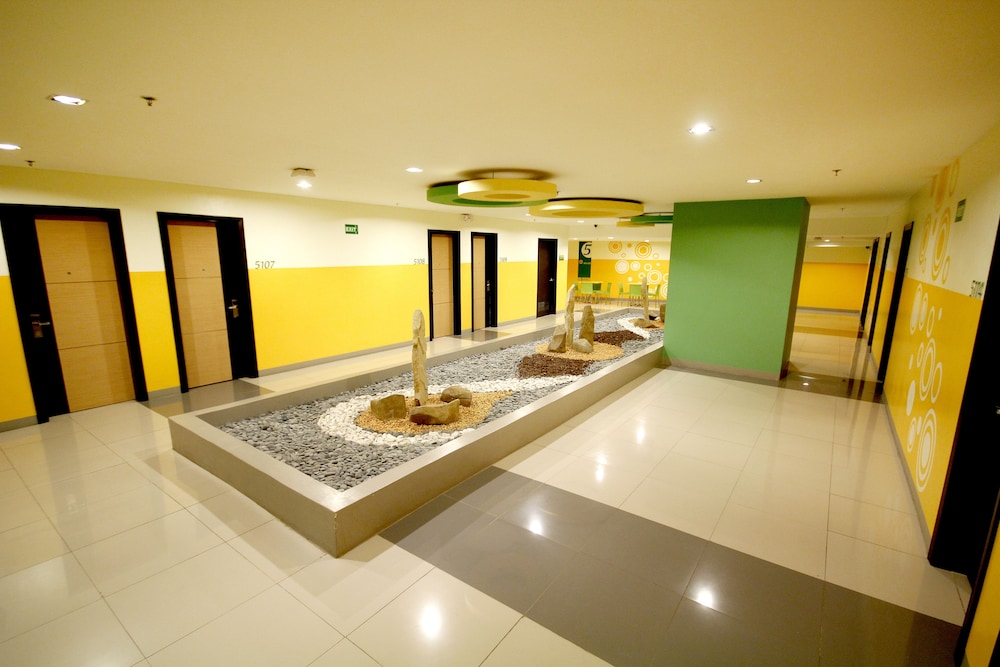 Go Hotels Otis Manila 23/49