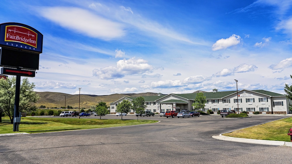 FairBridge Inn Express 46/51