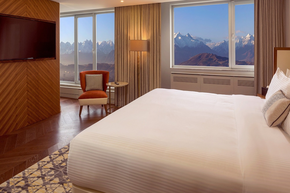 Sheraton Bishkek 11/57