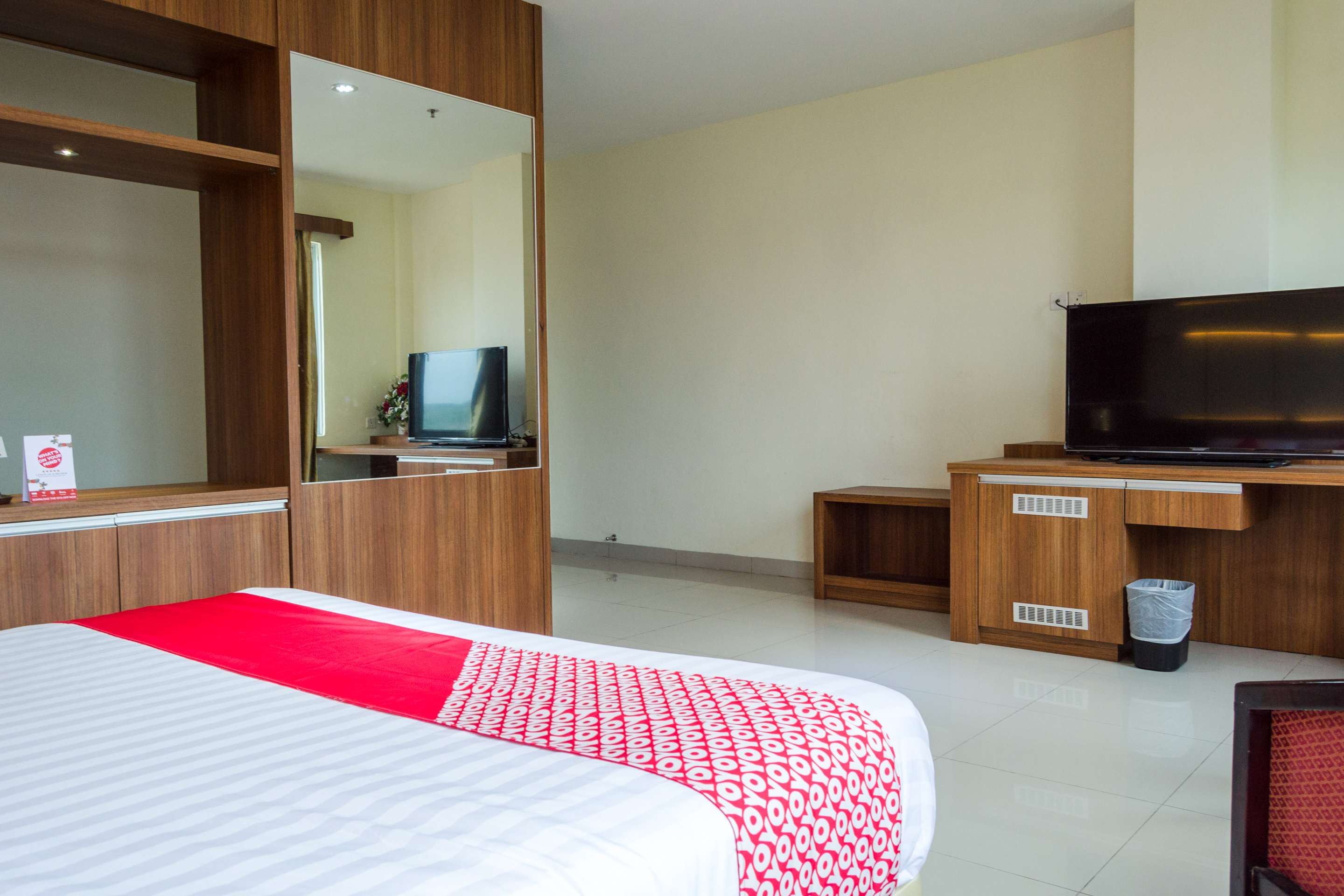 OYO 775 Aviari Hotel 24/50