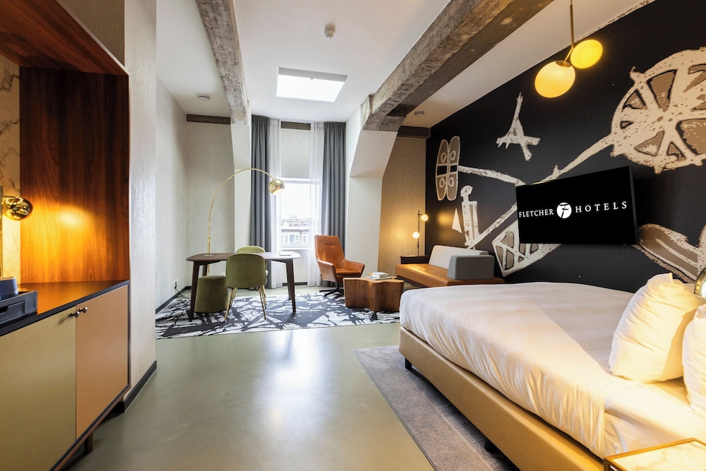 Comfort, King Bed