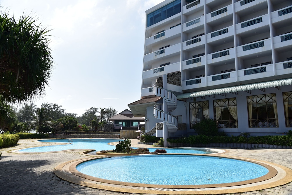 Bp Samila Beach Hotel & Resort 7/37