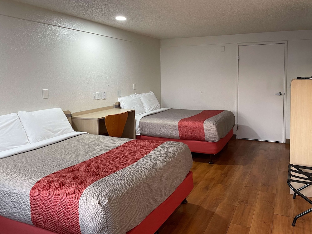 Motel6 Hagerstown, MD 10/36