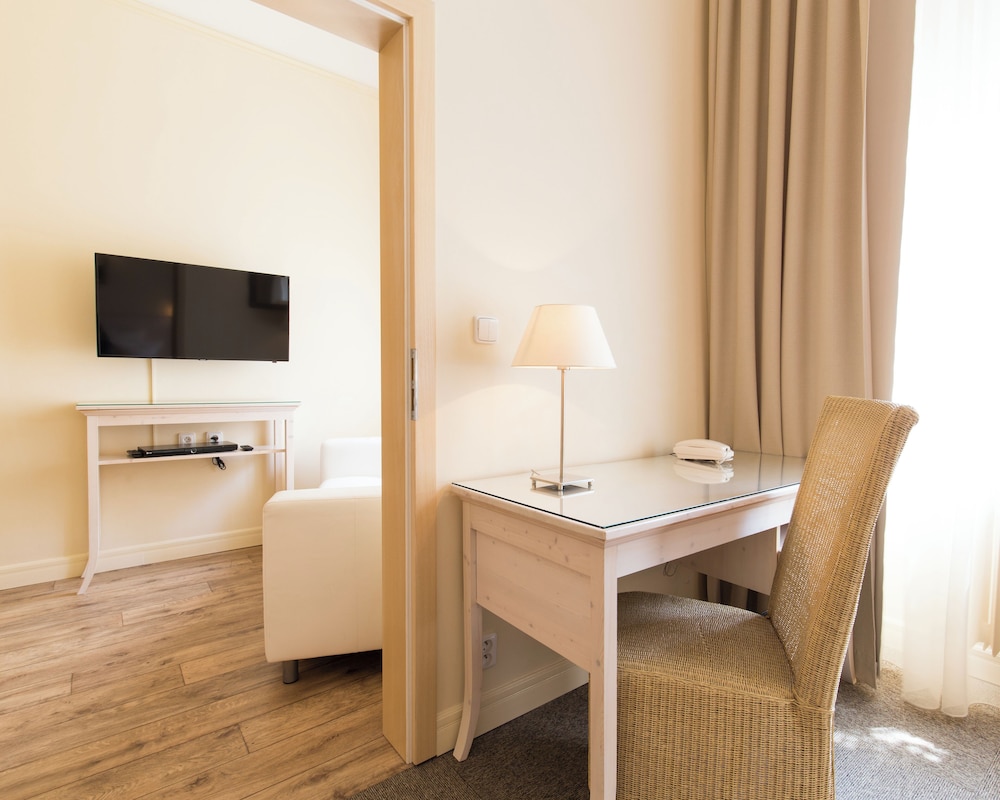 Unitas Hotel 37/55