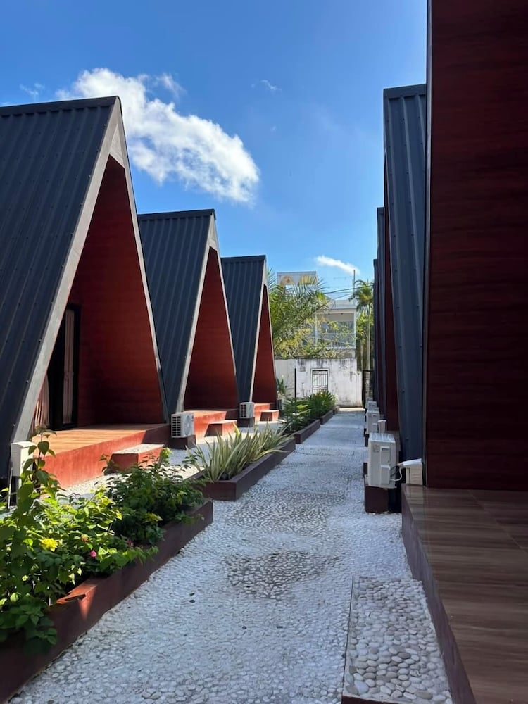 COCONUT BOUTIQUE RESORT LOMBOK 74/79