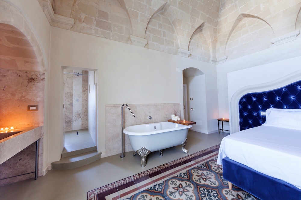 Palazzo del Duca Hotel & Restaurant 42/102