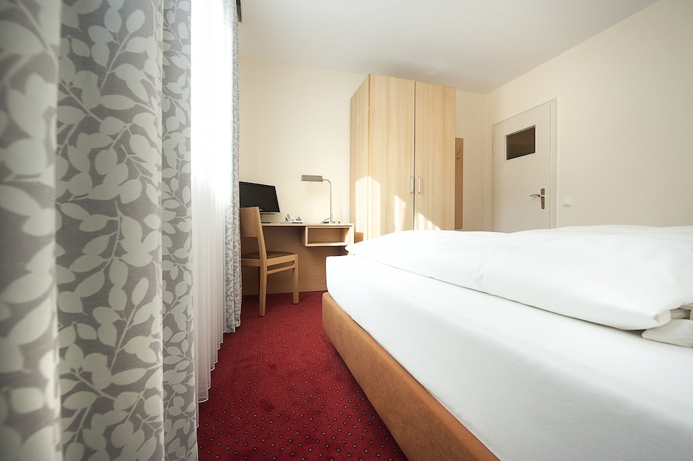 Comfort Garni Hotel 8/50