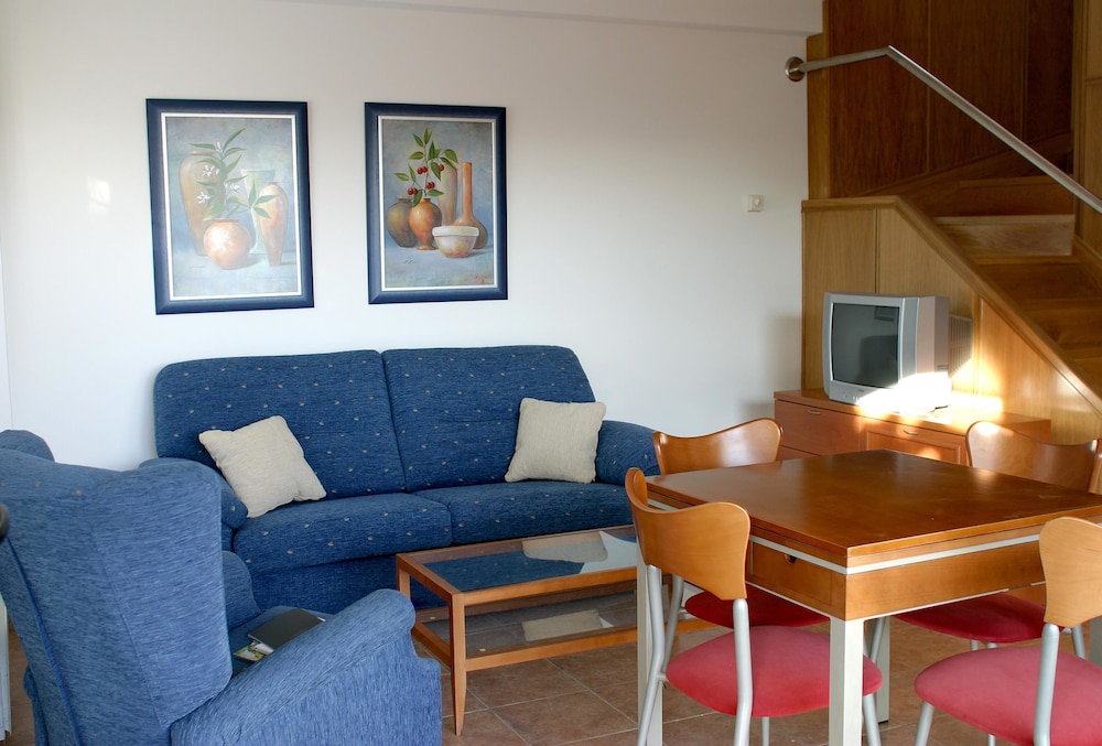Pazo Do Rio Hotel And Apartments 12/30