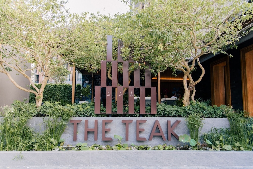 The Teak Hotel Mae Sot 3/50