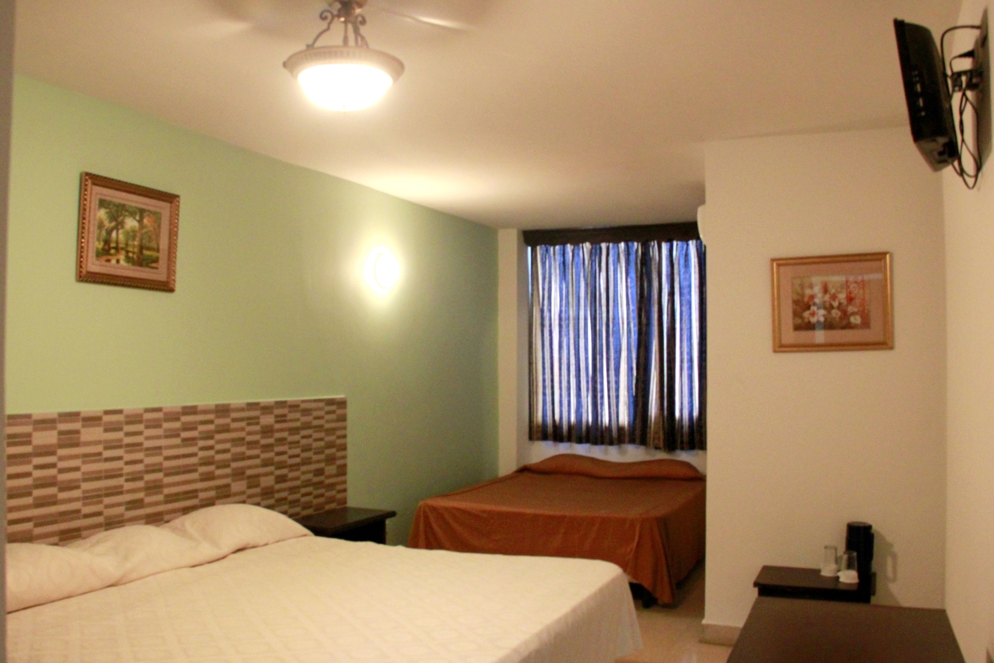 BASIC, DOUBLE OR TWIN BED