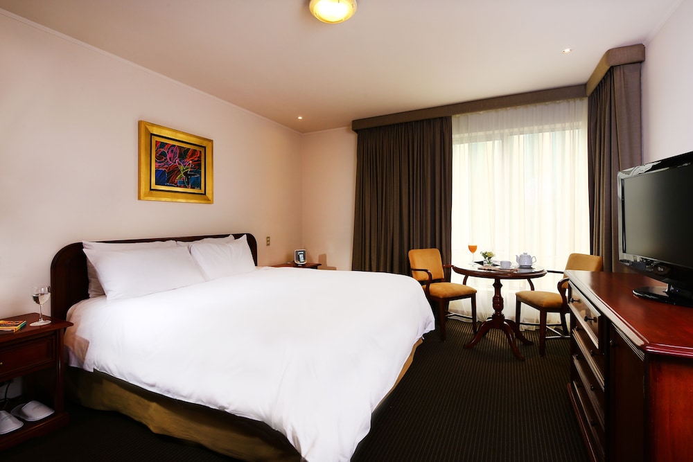 Bth Hotel Lima Golf Ex Libertador Lima 11/66