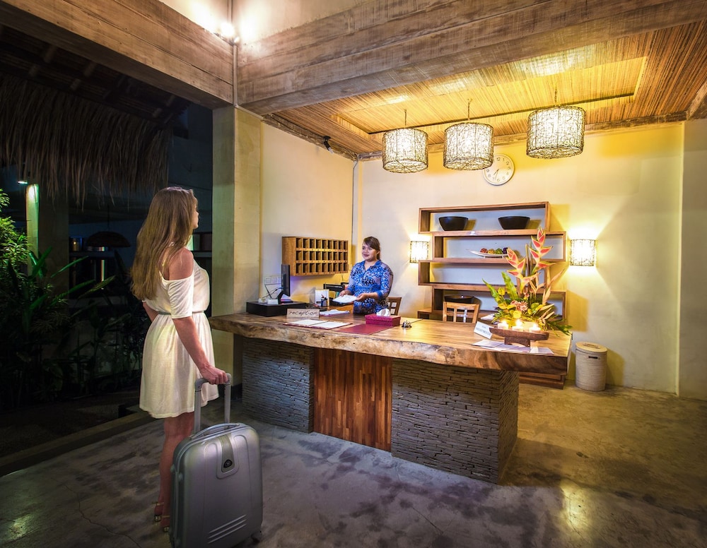 Ecosfera Hotel 3/50