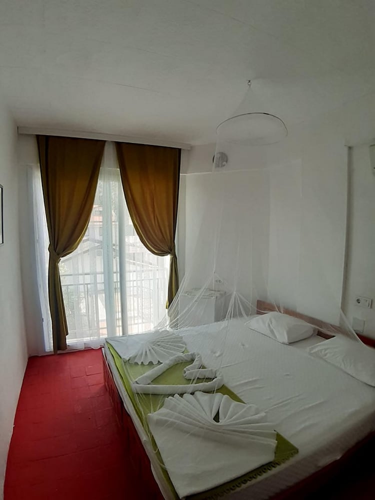 Caretta Caretta Hotel 10/41