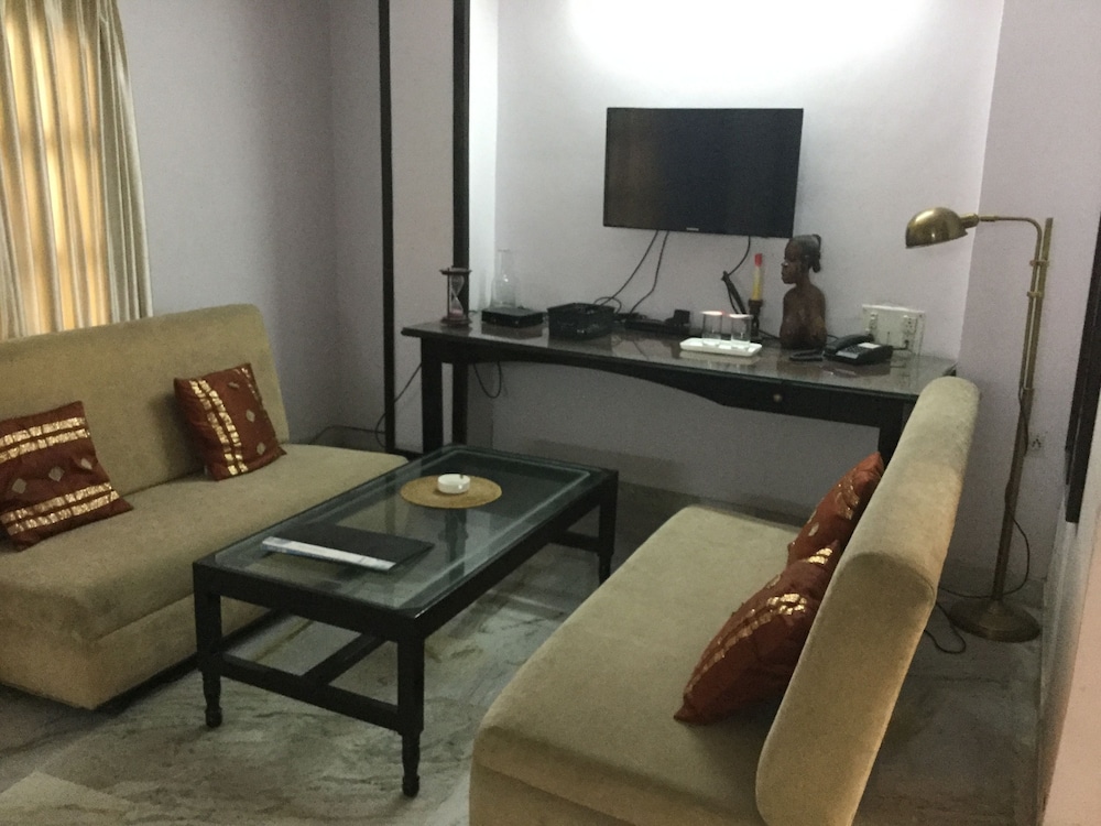 Mewar Inn 26/49