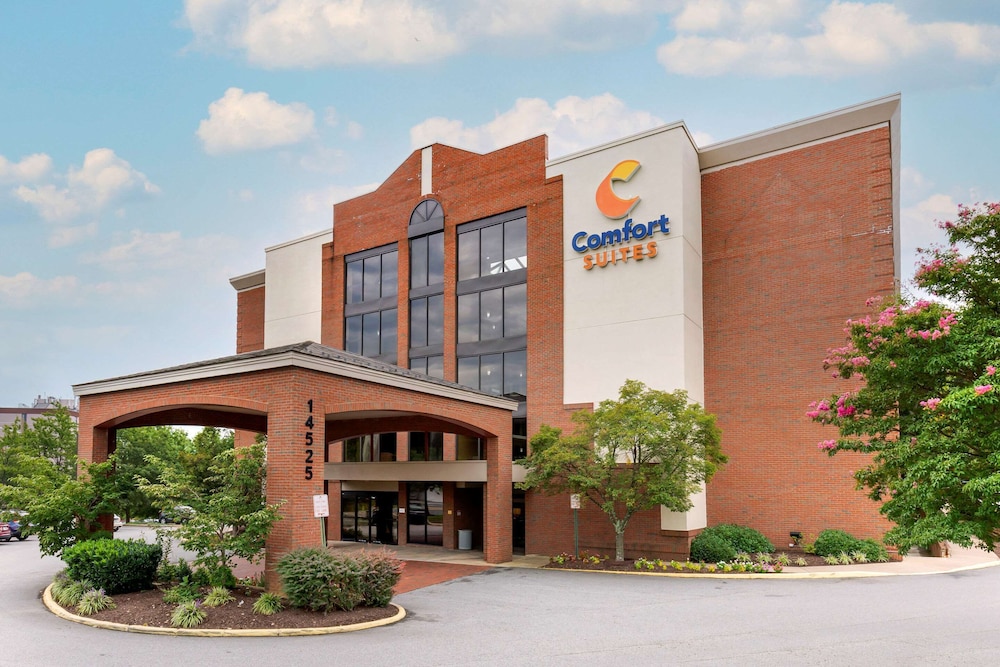 Comfort Suites Near Potomac Mills 3/50
