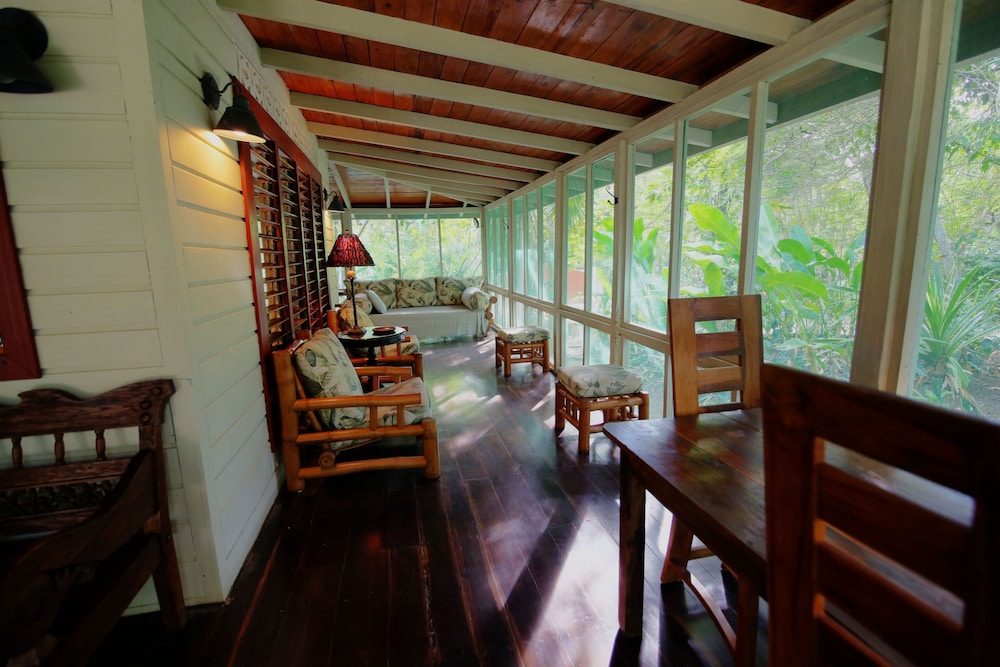 Tingalaya’s Retreat 36/45