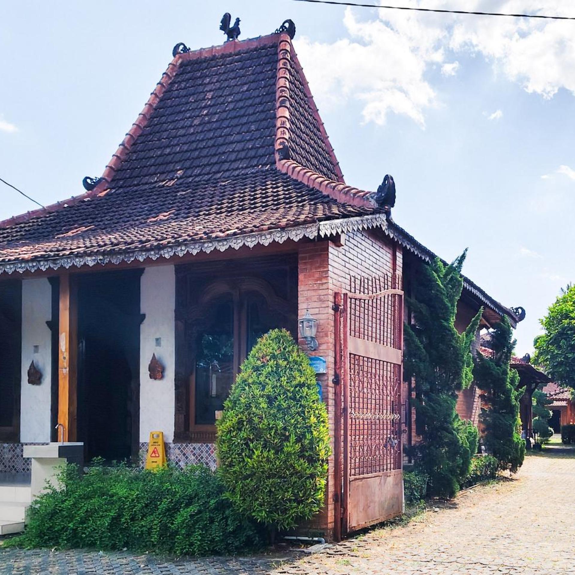 Hotel Kampoeng Joglo Yogyakarta 6/53