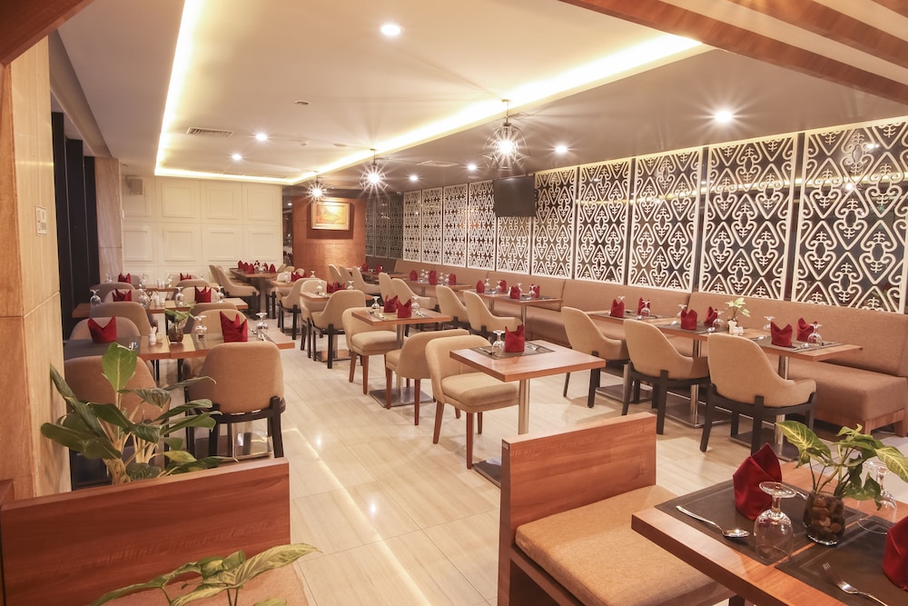 Swiss-Belinn Timika 33/41