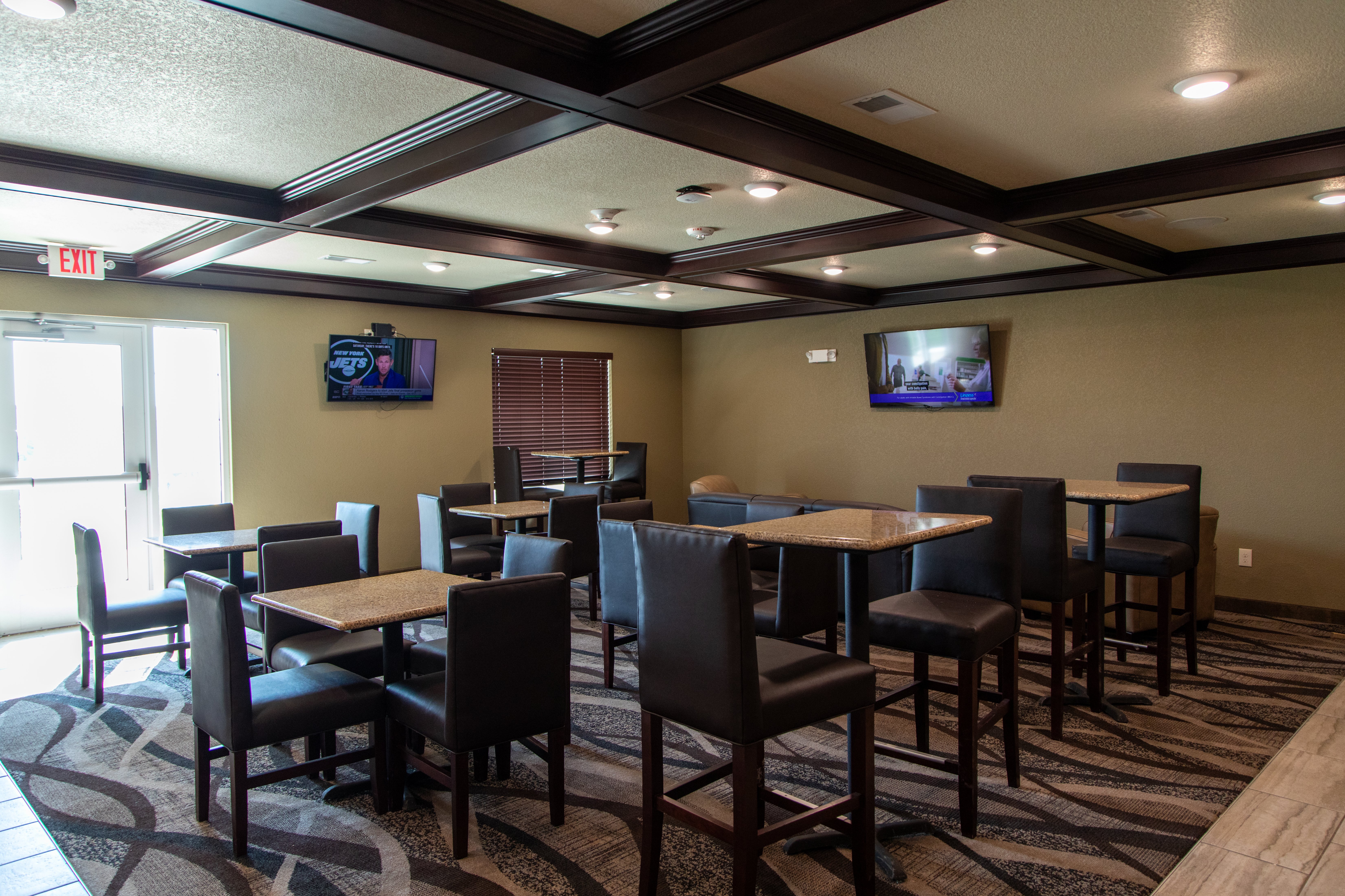 Cobblestone Inn & Suites - Springfield 12/16