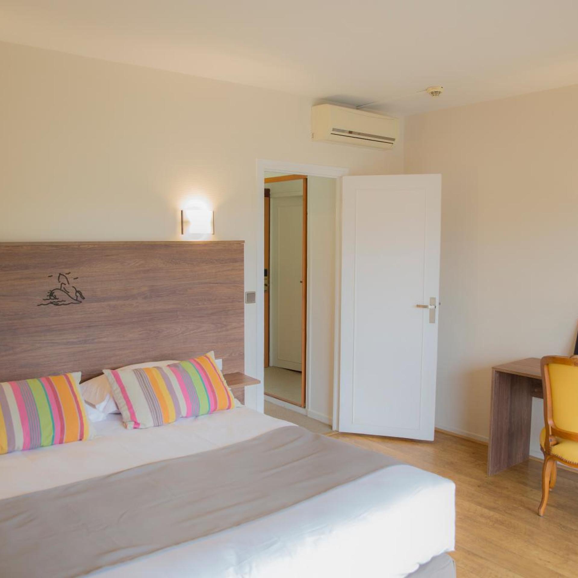 Room, Double Bed, Garden View